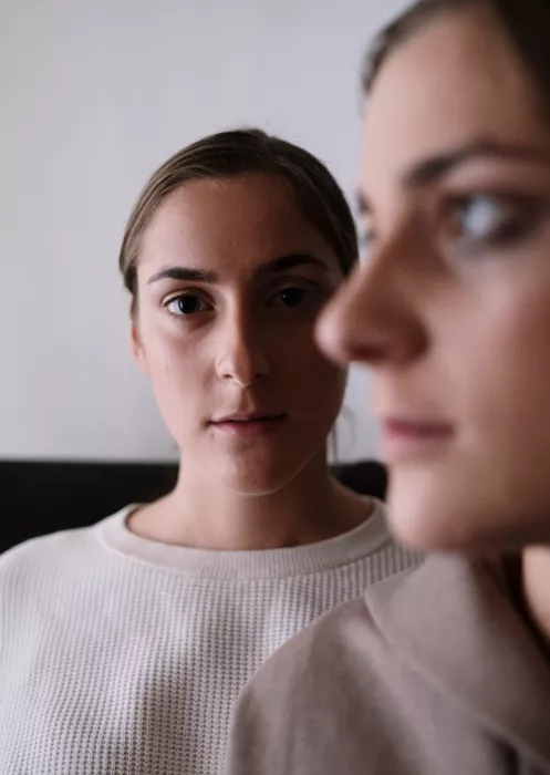 Elle... Ça tête ne me revient pas